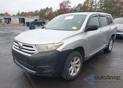 2013 Toyota Highlander Base V6 from USA, damaged, VIN 5TDZK3EH5DS101846